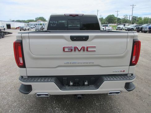 New 2026 GMC Sierra 1500 AT4 w/ AT4 Premium Package AWD/4WD image 7