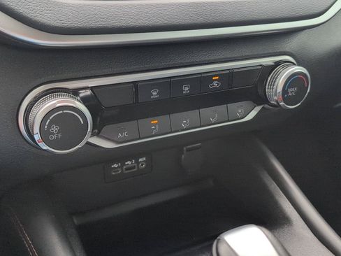 Used 2021 Nissan Altima 2.5 SR AWD/4WD image 29