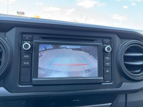 Used 2018 Toyota Tacoma SR w/ SR Convenience Package RWD image 16