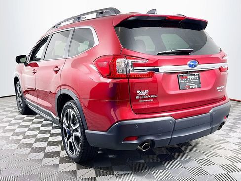 Used 2023 Subaru Ascent Limited w/ Technology Package AWD/4WD image 5