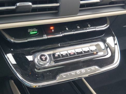 New 2026 Lincoln Corsair Premiere image 21