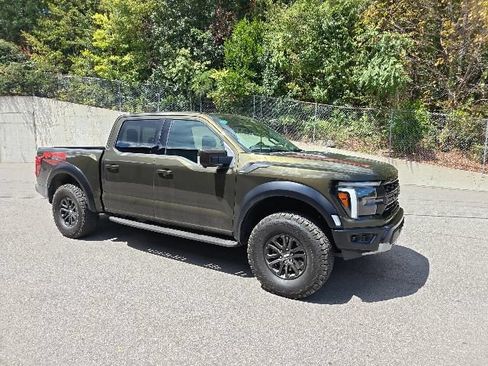 Used 2025 Ford F150 Raptor AWD/4WD image 1
