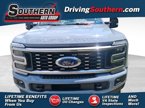 Used 2026 Ford F450 Platinum w/ FX4 Off-Road Package AWD/4WD image 1