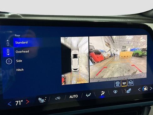 New 2026 Chevrolet Equinox EV LT image 15