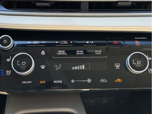 Used 2023 INFINITI QX60 Luxe w/ Cargo Package image 17