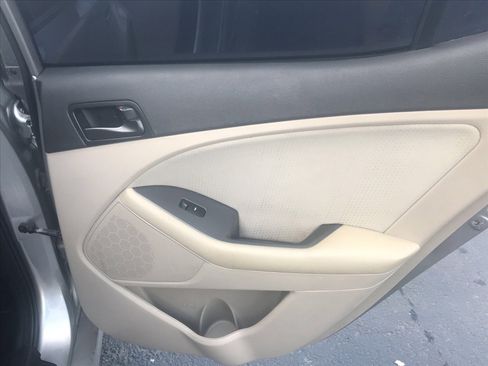 Used 2014 Kia Optima LX image 20