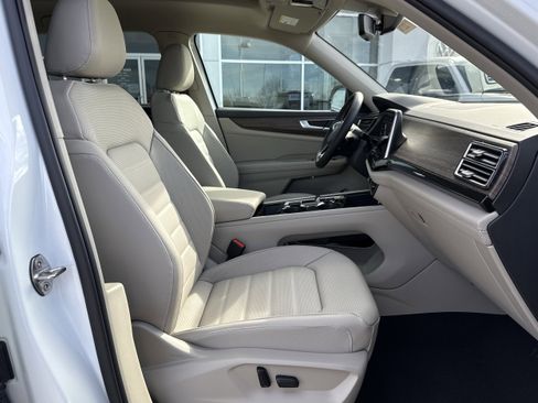 New 2026 Volkswagen Atlas SEL image 5