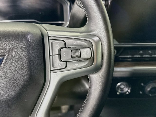 Used 2024 Chevrolet Silverado 1500 LT AWD/4WD image 14