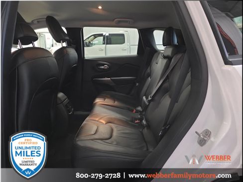 Used 2022 Jeep Cherokee Latitude Lux AWD/4WD image 10