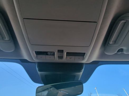 Used 2024 MAZDA MAZDA3 s image 19