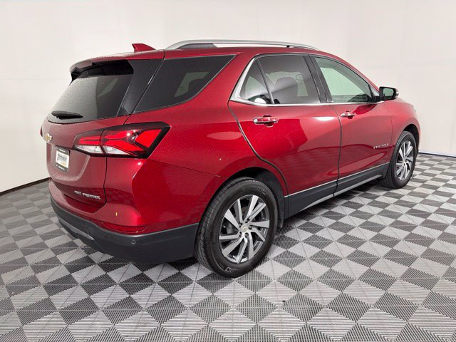 Used 2023 Chevrolet Equinox Premier AWD/4WD image 6
