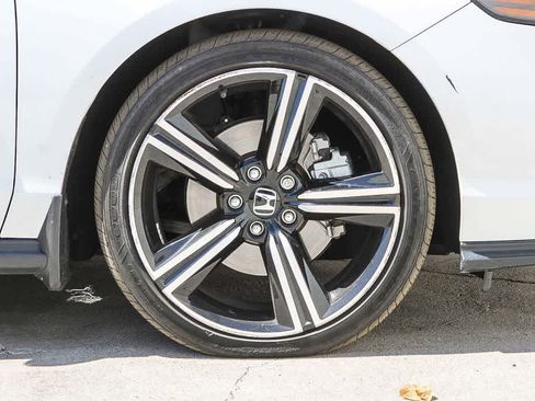 Used 2024 Honda Accord Sport image 9