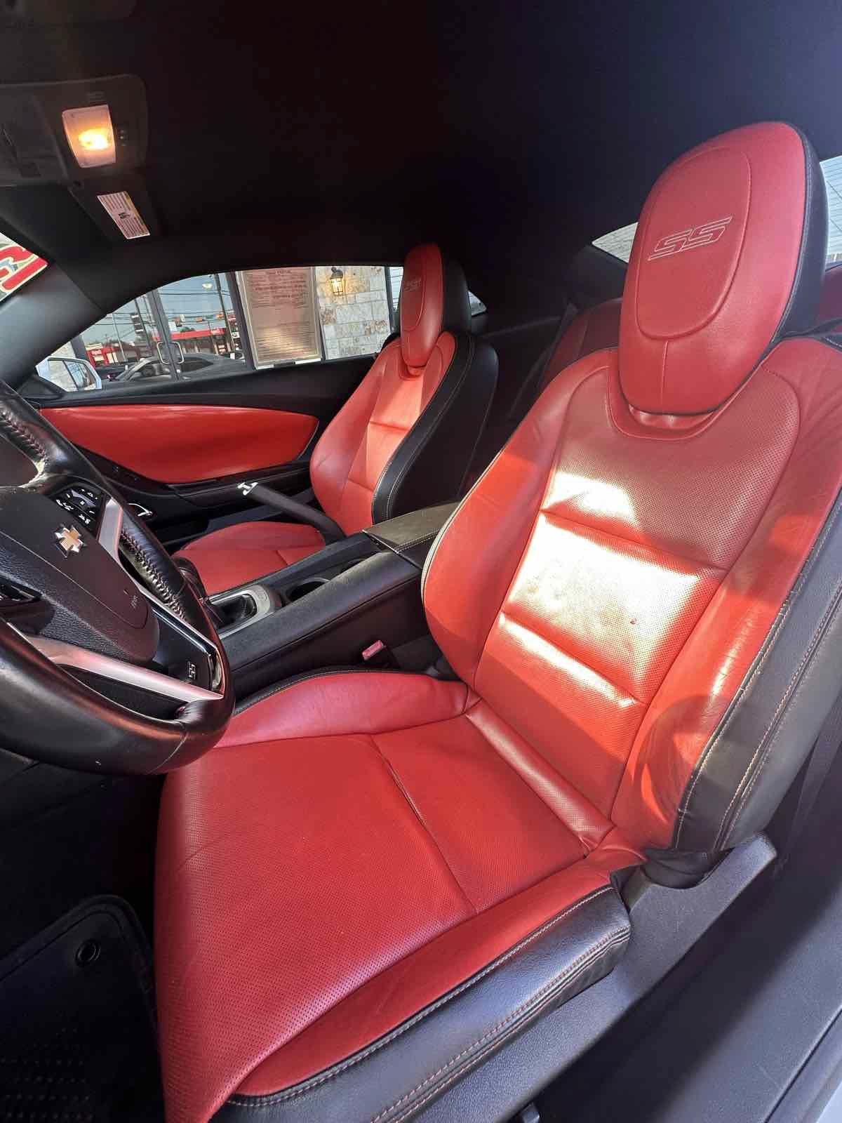 Used 2015 Chevrolet Camaro SS w/ RS Package RWD image 11