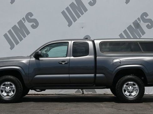 Used 2019 Toyota Tacoma SR w/ SR Convenience Package image 6