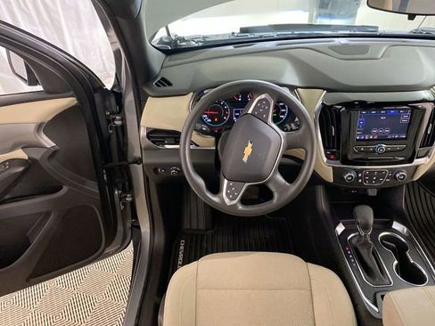 Certified 2023 Chevrolet Traverse LS FWD image 34