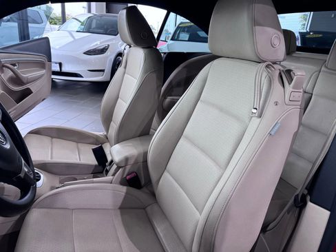 Used 2014 Volkswagen Eos Komfort image 9