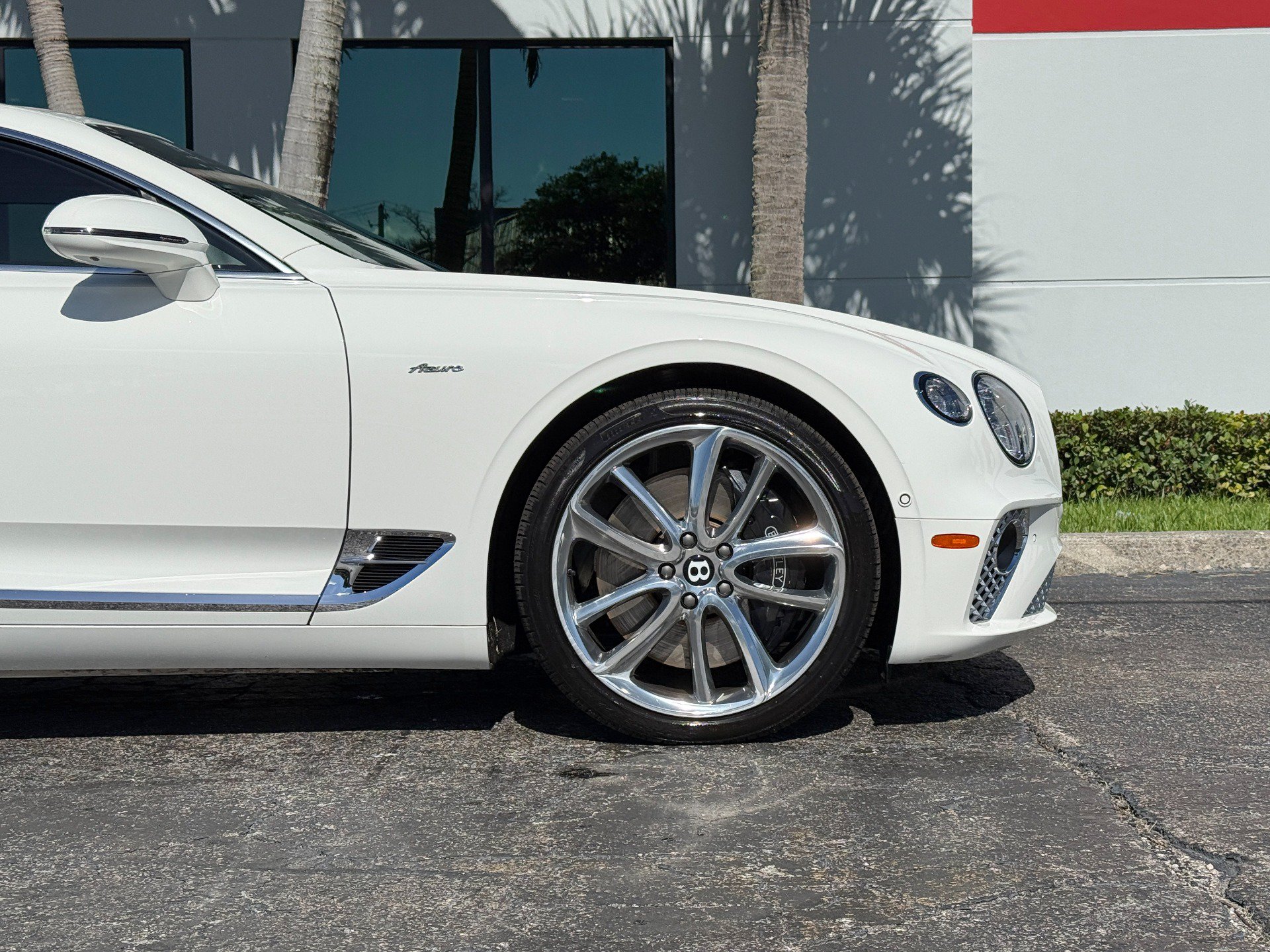 Used 2023 Bentley Continental GT Azure AWD/4WD image 37