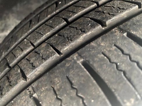 Used 2016 Nissan Sentra SR w/ SR Premium Package image 33