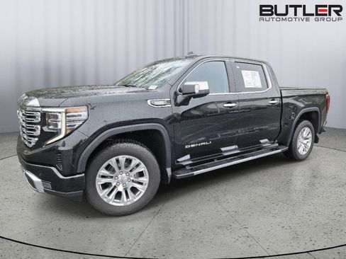 Used 2024 GMC Sierra 1500 Denali w/ Technology Package image 1