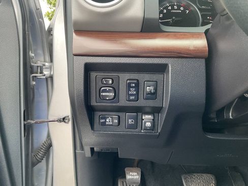 Used 2018 Toyota Tundra Limited w/ Limited Premium Package AWD/4WD image 16