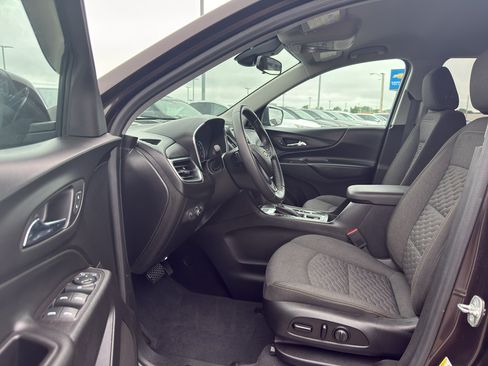 Certified 2020 Chevrolet Equinox LT AWD/4WD image 11