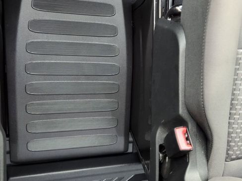 Certified 2025 Ford Transit 350 XLT image 47