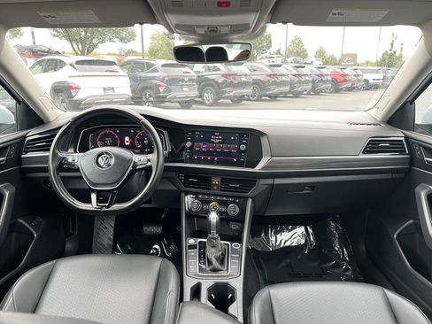 Used 2019 Volkswagen Jetta SEL FWD image 25