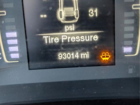 Used 2017 Jeep Cherokee Latitude image 16