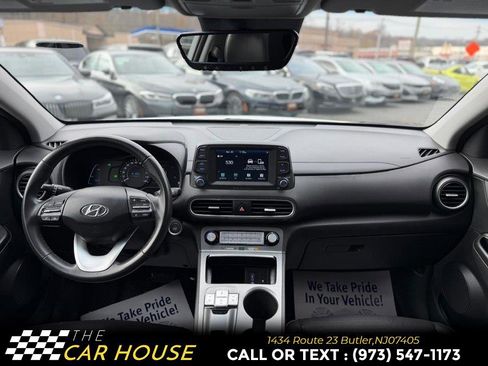 Used 2021 Hyundai Kona Limited w/ Cargo Package image 22