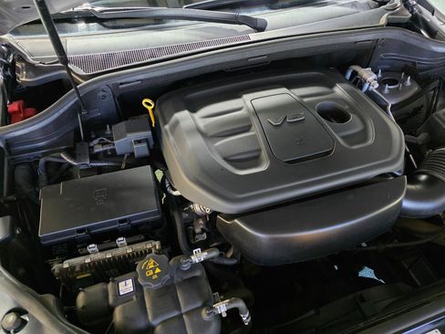 Used 2019 Jeep Grand Cherokee Altitude AWD/4WD image 41
