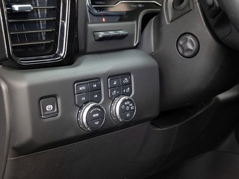 Used 2025 GMC Sierra 1500 AT4X AWD/4WD image 15