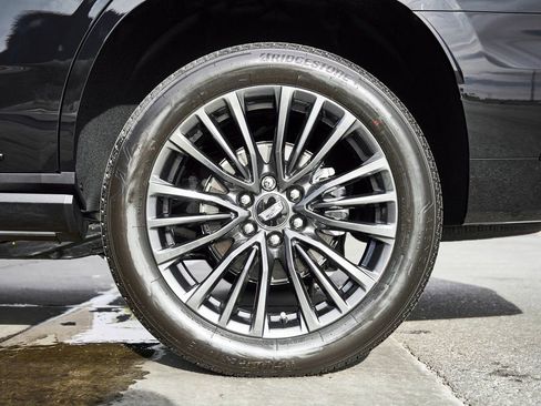 Used 2026 Cadillac Escalade Platinum Sport w/ LPO, Floor Liner Package image 20