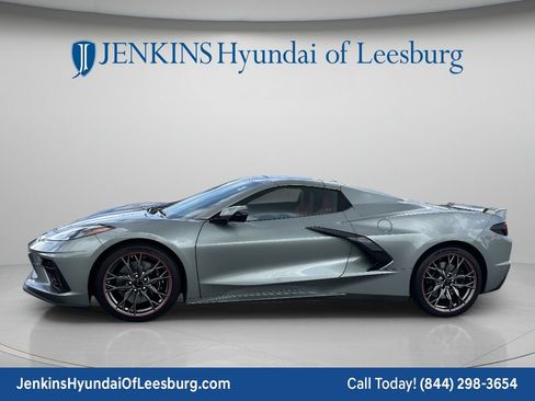 Used 2024 Chevrolet Corvette Stingray Preferred Conv w/ Z51 Performance Package RWD image 10