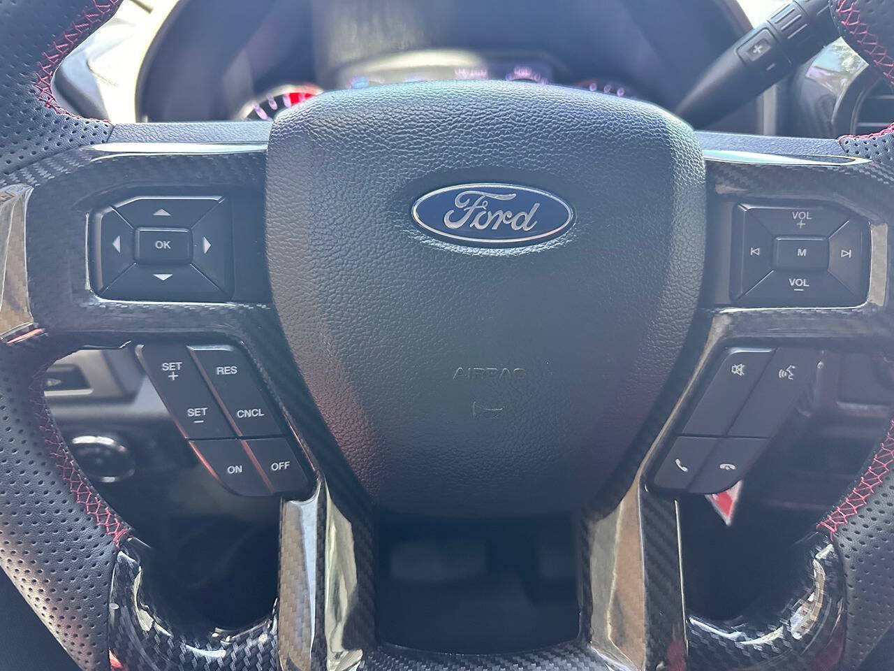 Used 2019 Ford F450 Lariat w/ Lariat Value Package AWD/4WD image 16