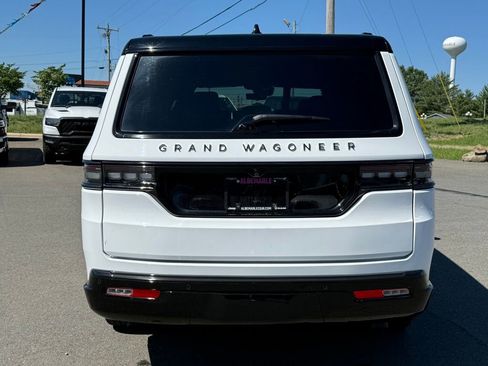 New 2024 Jeep Grand Wagoneer L Series III w/ Rear Seat Video Group 1 AWD/4WD image 4