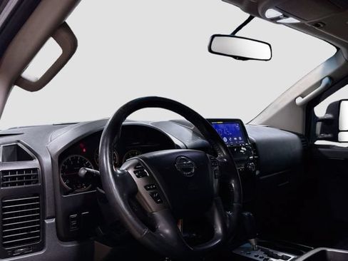 Used 2014 Nissan Titan SV w/ SV Value Truck Package AWD/4WD image 10
