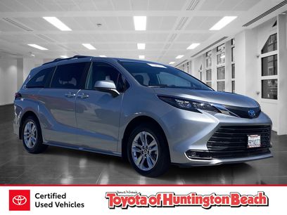 Certified 2025 Toyota Sienna XLE