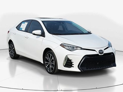 Used 2017 Toyota Corolla L image 2