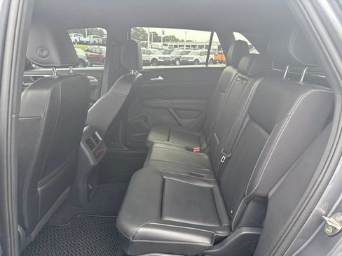 Used 2020 Volkswagen Atlas Cross Sport SE AWD/4WD image 11