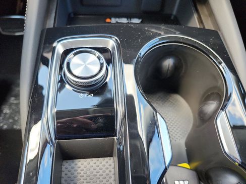 New 2025 Buick Envision Sport Touring image 16