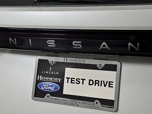 Used 2023 Nissan Ariya FWD image 30