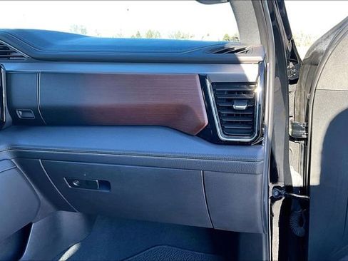 Used 2024 GMC Sierra 1500 Denali w/ Technology Package image 27