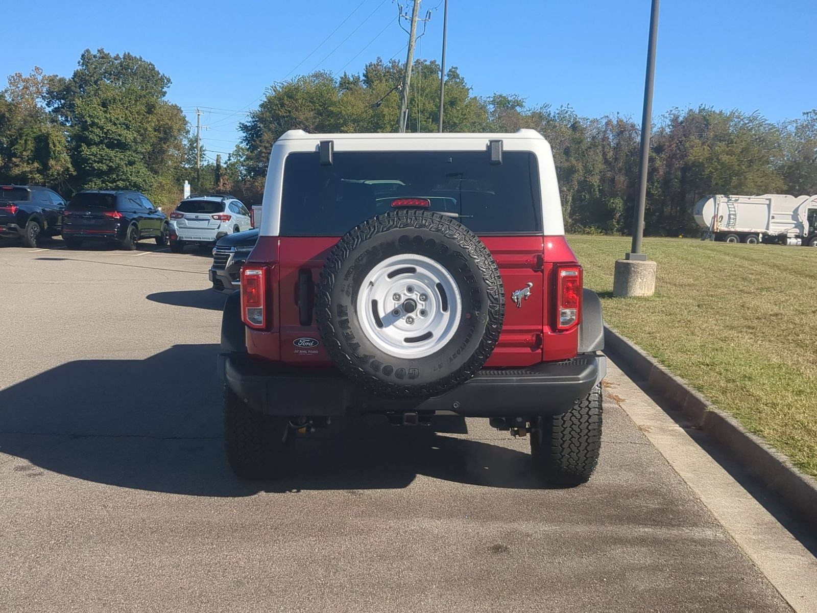 New 2026 Ford Bronco Heritage Edition AWD/4WD image 4