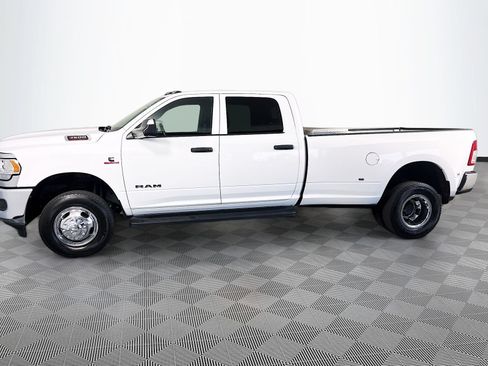 Used 2022 RAM 3500 Tradesman AWD/4WD image 4