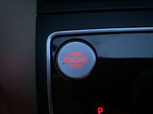 Used 2015 Volkswagen Passat 1.8T Limited Edition image 26