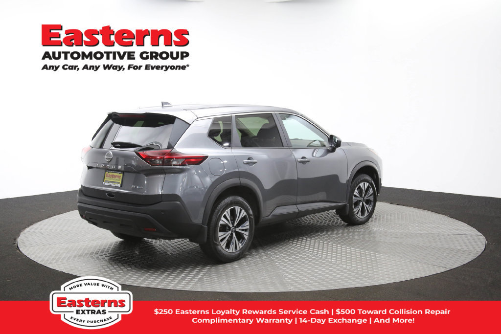 Used 2023 Nissan Rogue SV AWD/4WD image 44