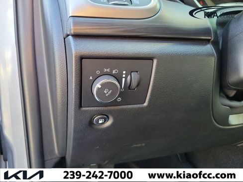 Used 2021 Jeep Grand Cherokee Laredo X RWD image 24