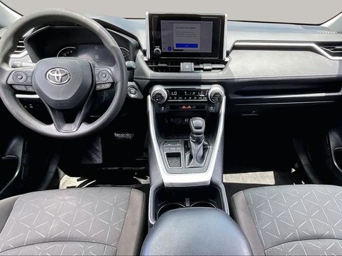 Used 2023 Toyota RAV4 XLE FWD image 15