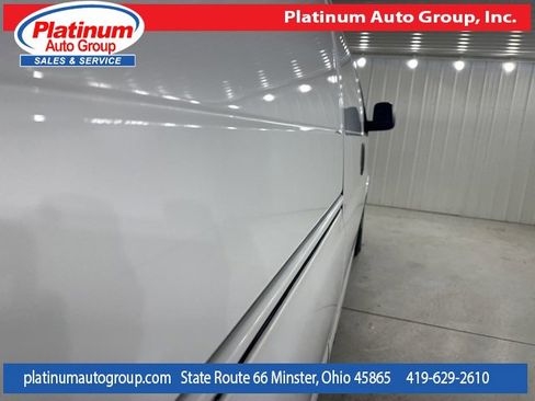 Used 2018 Chevrolet Express 3500 Work Van w/ Driver Convenience Package image 40