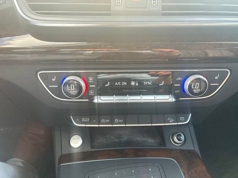 Used 2018 Audi Q5 2.0T Premium AWD/4WD image 8